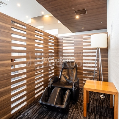 
						リラックスルーム