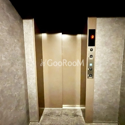 
						ザ・パークハビオ日本橋茅場町 エレベーターホール