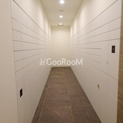 
						ウエリスアーバン水天宮前 宅配BOX