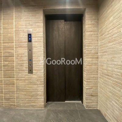 
						nido元浅草のエレベーターホール