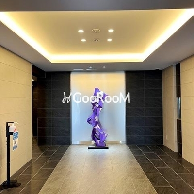 
						ロビー