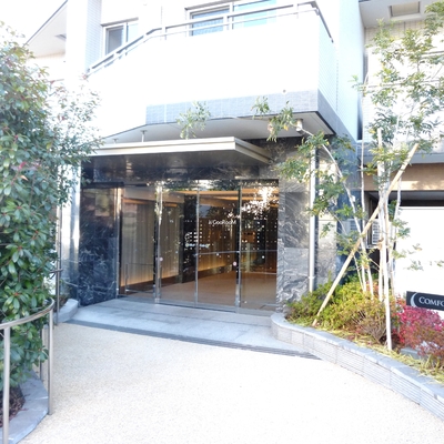 
						コンフォリア馬込の入口