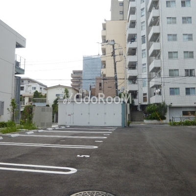 
						ベルメゾン中村橋ノースの駐車場1