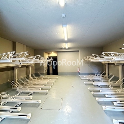 
						ジオエント新中野　駐輪場2